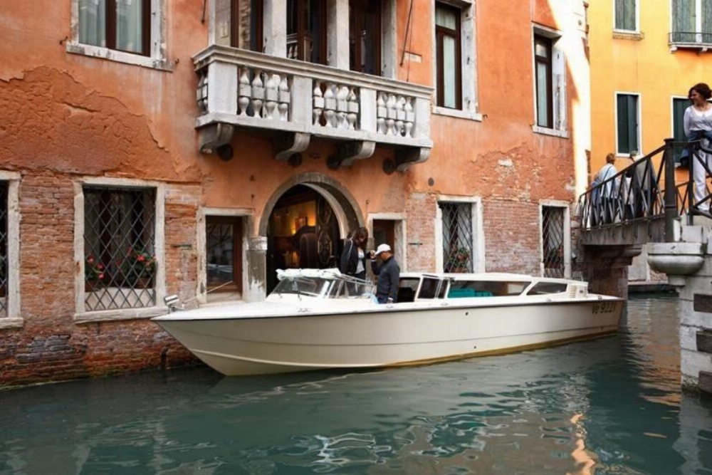 Aqua Palace Image 11